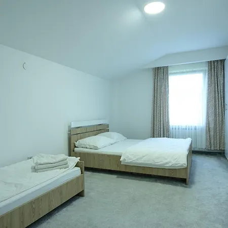 Gostinjska kuća Star Gate 3*